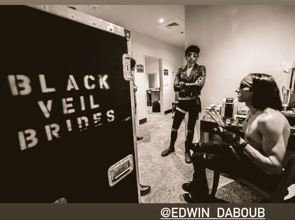 PAM_Ea271315's tweet photo. Andy on his Instagram story!🔥🔥🔥
@blackveilbrides 
@andyblack 
#Blackveilbrides
#AndyBack
#AndyBiersack https://t.co/pAA2DIKLoe