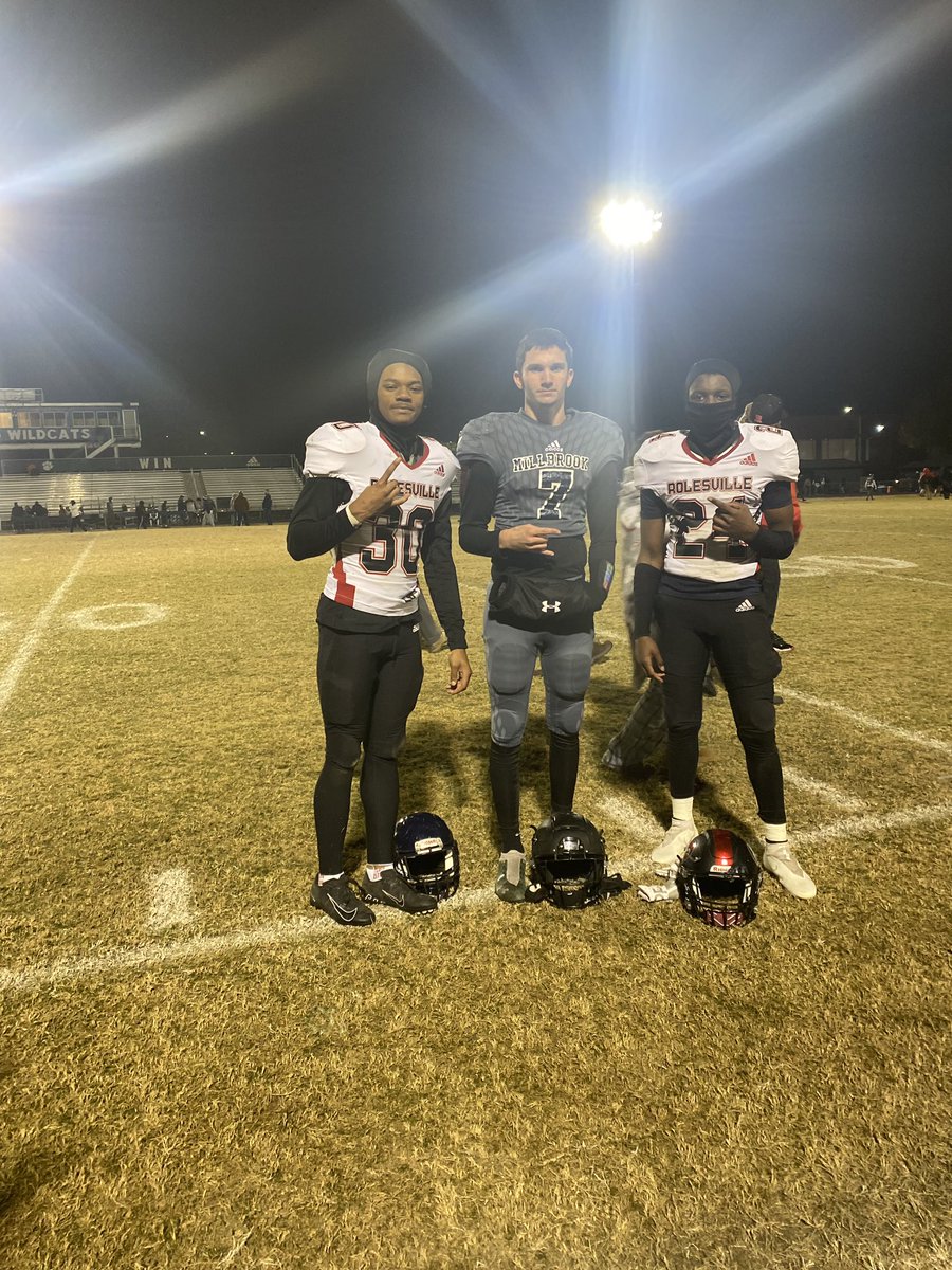 devine7o14's tweet image. Was a great round 3 team win , Great szs to my boy tho all love 🤟🏾💙