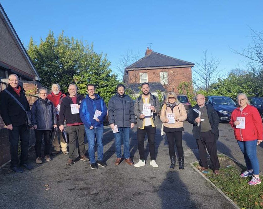 Michael07gr's tweet photo. Out again today knocking on doors &amp; listening to as many people as possible in #Wakefield 

Discussed everything from @UKLabour, @BorisJohnson and Wakefield’s MP… to parking, play areas and graffiti. 

Thank you to this great group of people for coming out. #labourdoorstep 🌹 https://t.co/FHnMtM4uaU