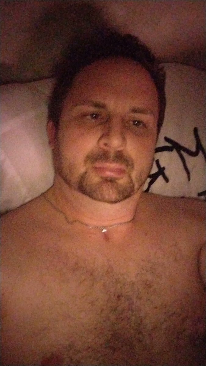 TheJP87's tweet photo. '21 selfie dump https://t.co/yaF2A32Ewt