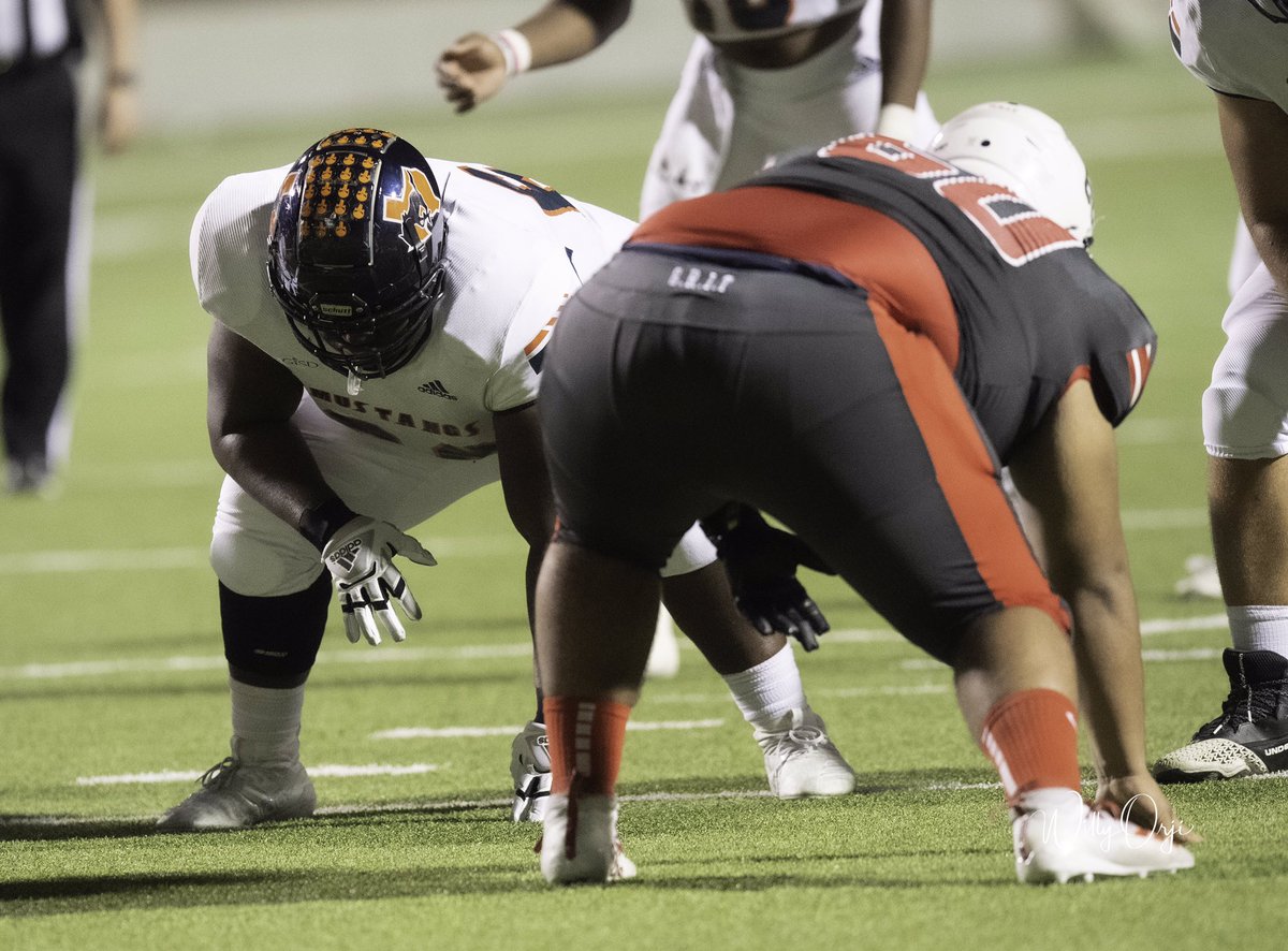 Senior Szn Highlights!🐗 hudl.com/v/2GQD7W
<a href="/CoachRoland77/">AJ Roland</a> <a href="/SachseStangs/">Sachse HS Football</a> <a href="/CoachSElliott/">Shawn Elliott USC</a> <a href="/AnaeCoach/">Famika Anae</a> <a href="/CoachBBleil/">Bill Bleil</a> <a href="/CoachJLee_/">Jared Lee</a>