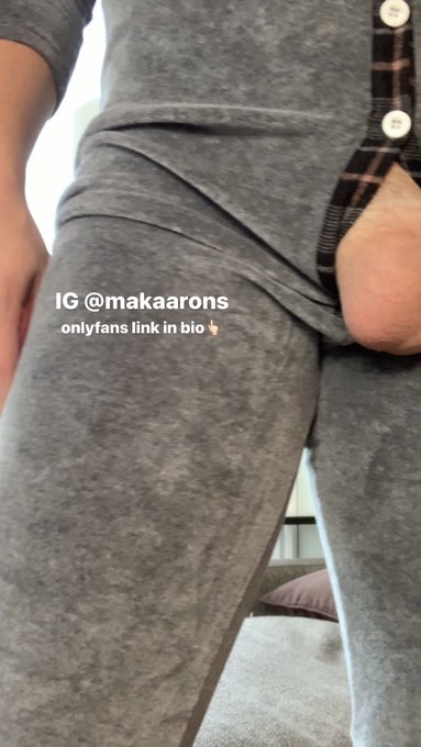 25 n&rsquo; thrivin&rsquo; https://t.co/4fFDci4JhY<a href="/tag/tgif"class="tags"><span>#tgif</span></a>