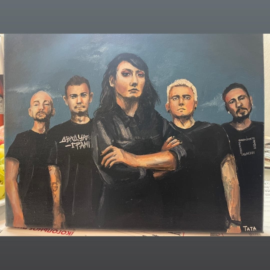 farrokhhhhhhhhh's tweet photo. Как же я счастлива😭😭
Наконец-то подарила свою работу группе🥺 и дополнительно, внепланово так сказать, милый рисунок для Вита и Лу🥰
Повторюсь...как же я счастлива❤️🤟
#LOUNA #lounagroup #rock #art #artist https://t.co/10CJAUIsAZ