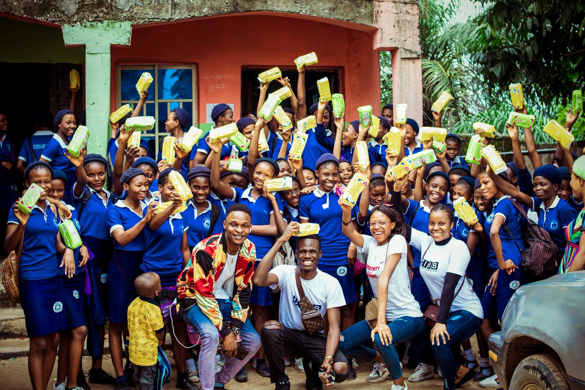 keen_ton's tweet photo. I have a foundation that cares about the girl child and street kids a lot,we are going on an outreach again
Support me to do this again!!!!!
#childreninneed2021 #WorldChildrensDay #GoFundMe #TachaATwitterTopic #SymplyTacha https://t.co/KnbgmLwOSU