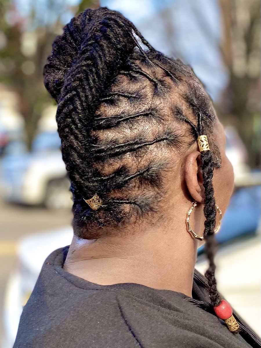 iLoc_Smith's tweet image. She travelled from Fayetteville, NC to the Philly area, south jersey to be exact, to get her locs in an updo.
