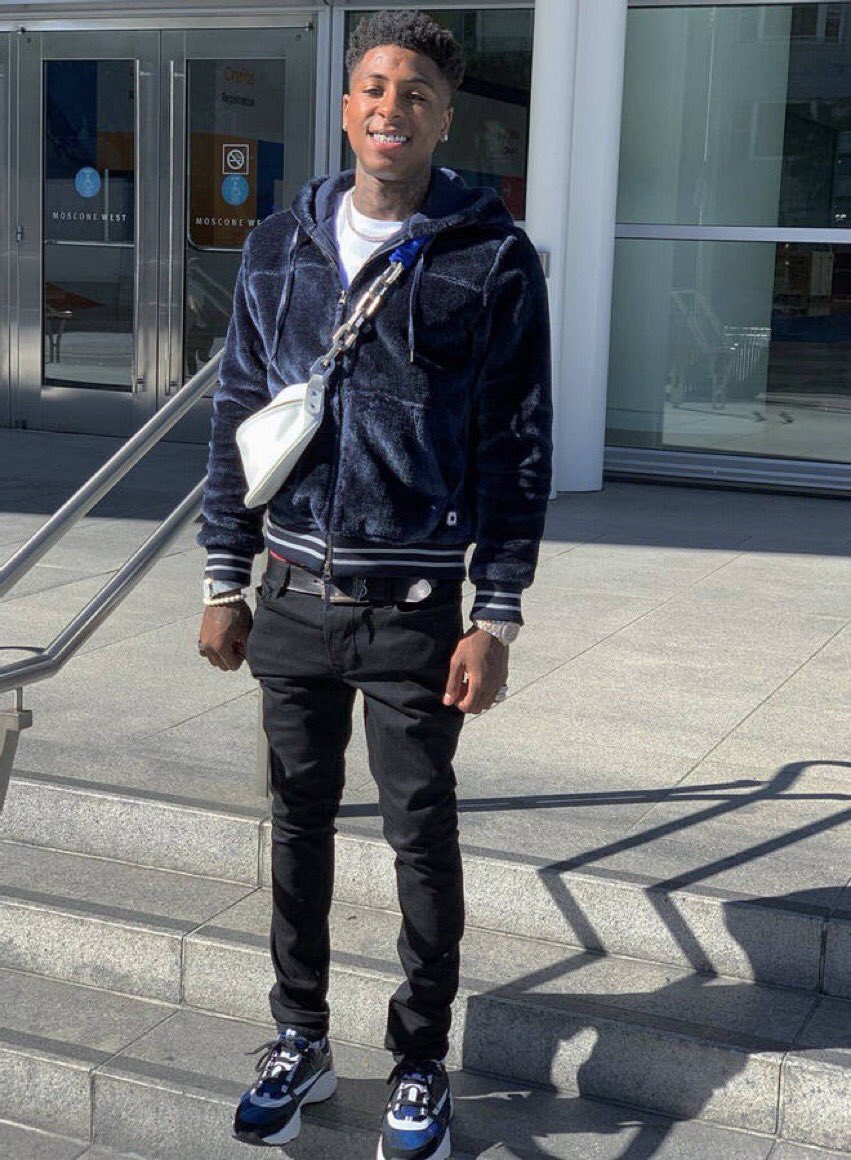 YoungboyFan420's tweet photo. https://t.co/LR65i3RRI4