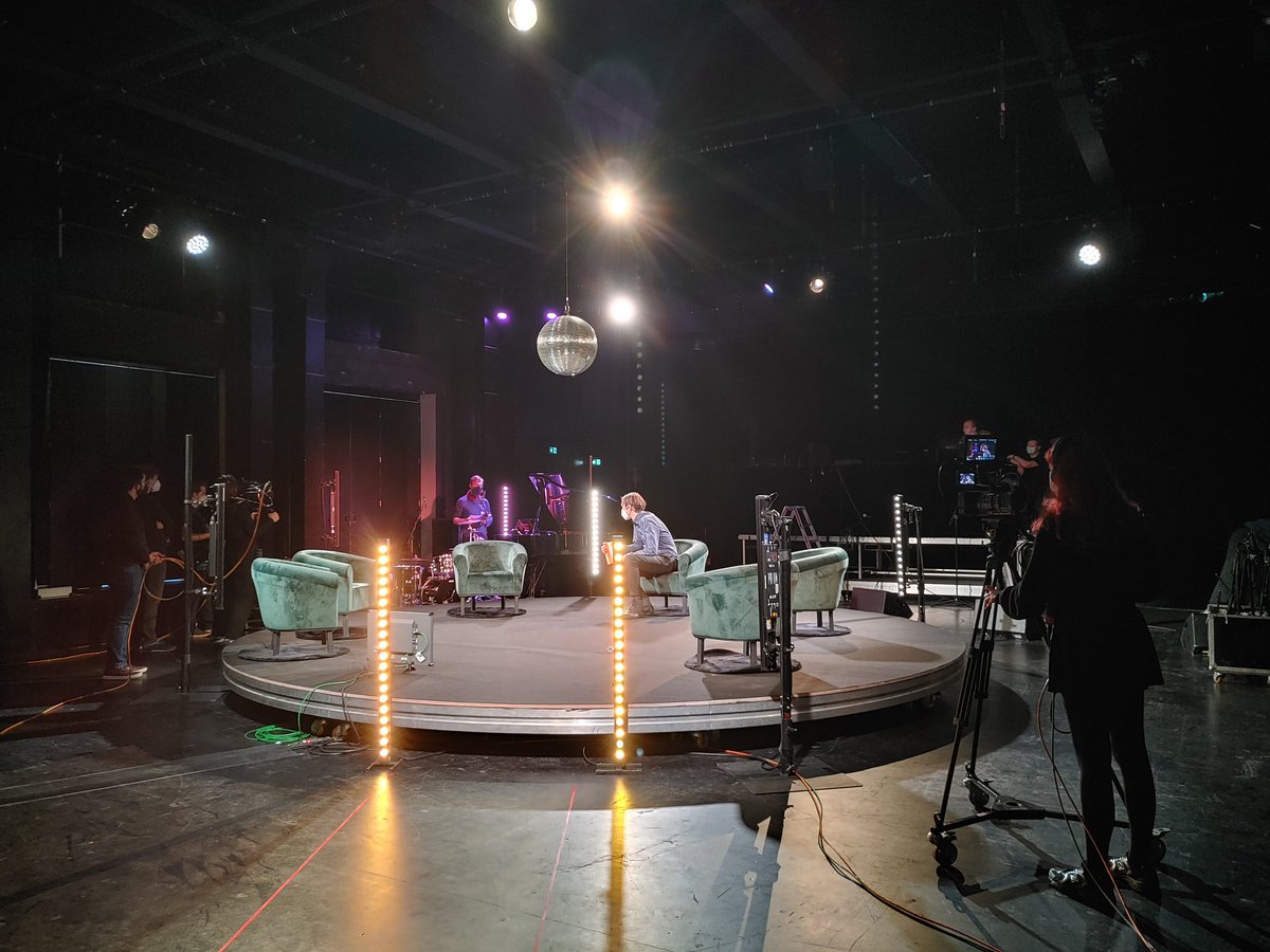 Heute ist das große Finale. Ab 18 Uhr im Live-Stream Show und Preisverleihung der 31. VISIONALE LEIPZIG #visionale21 #sachsen #leipzig youtu.be/tb4FKQDOBhE