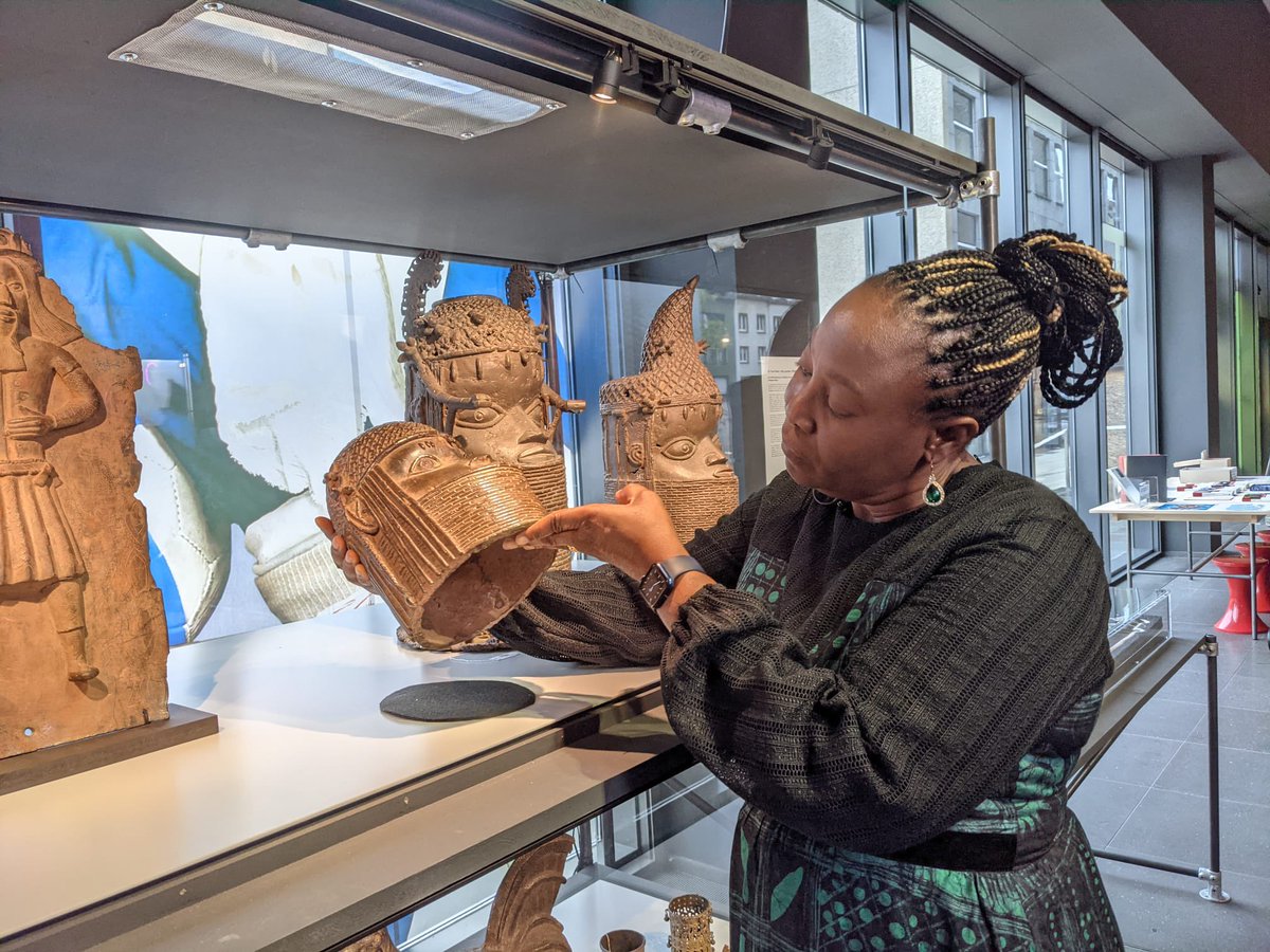 Nanette Snoep tweet media