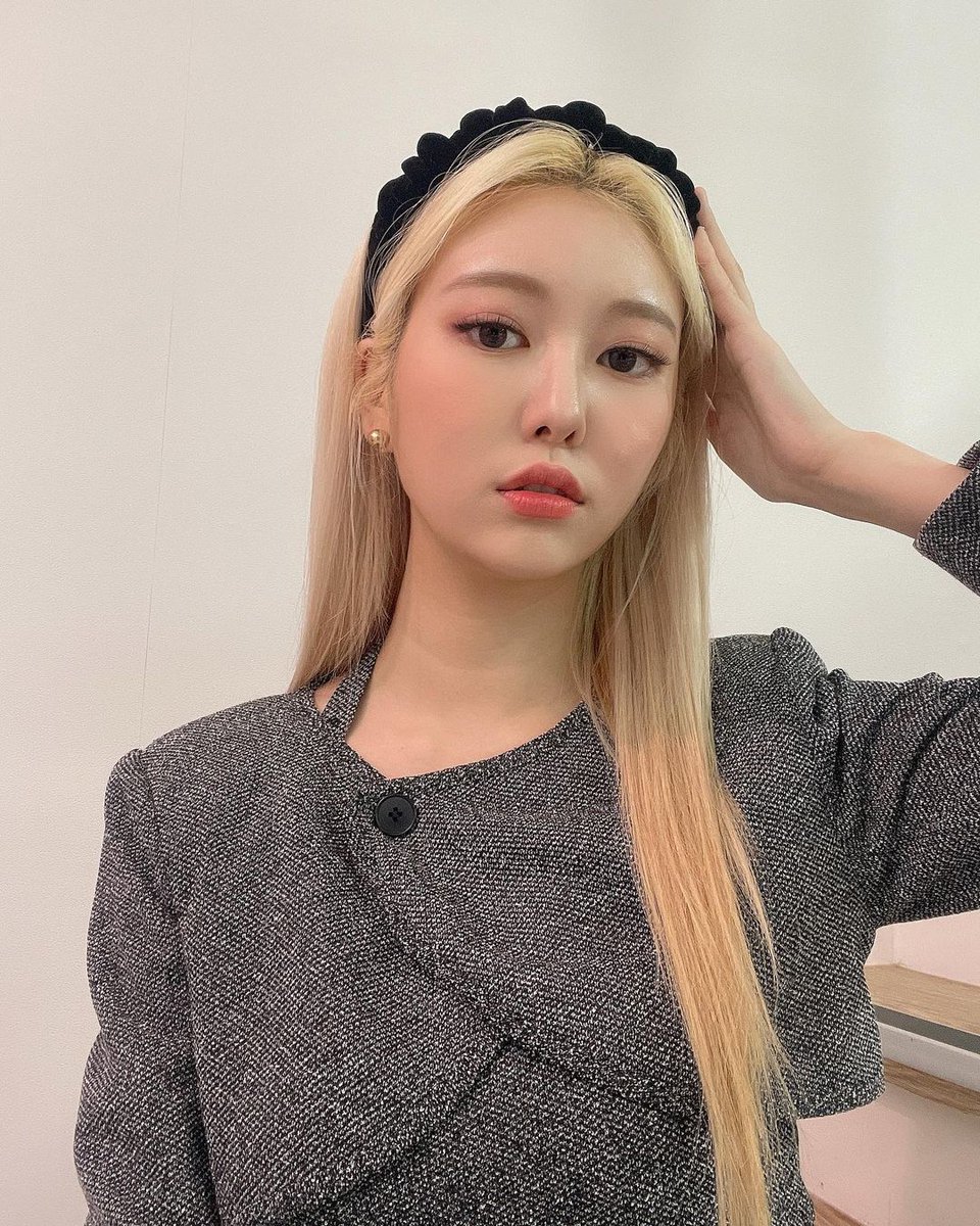 Jane Stuff🍓 | YUMMY YUMMY LOVE🛼 tweet media