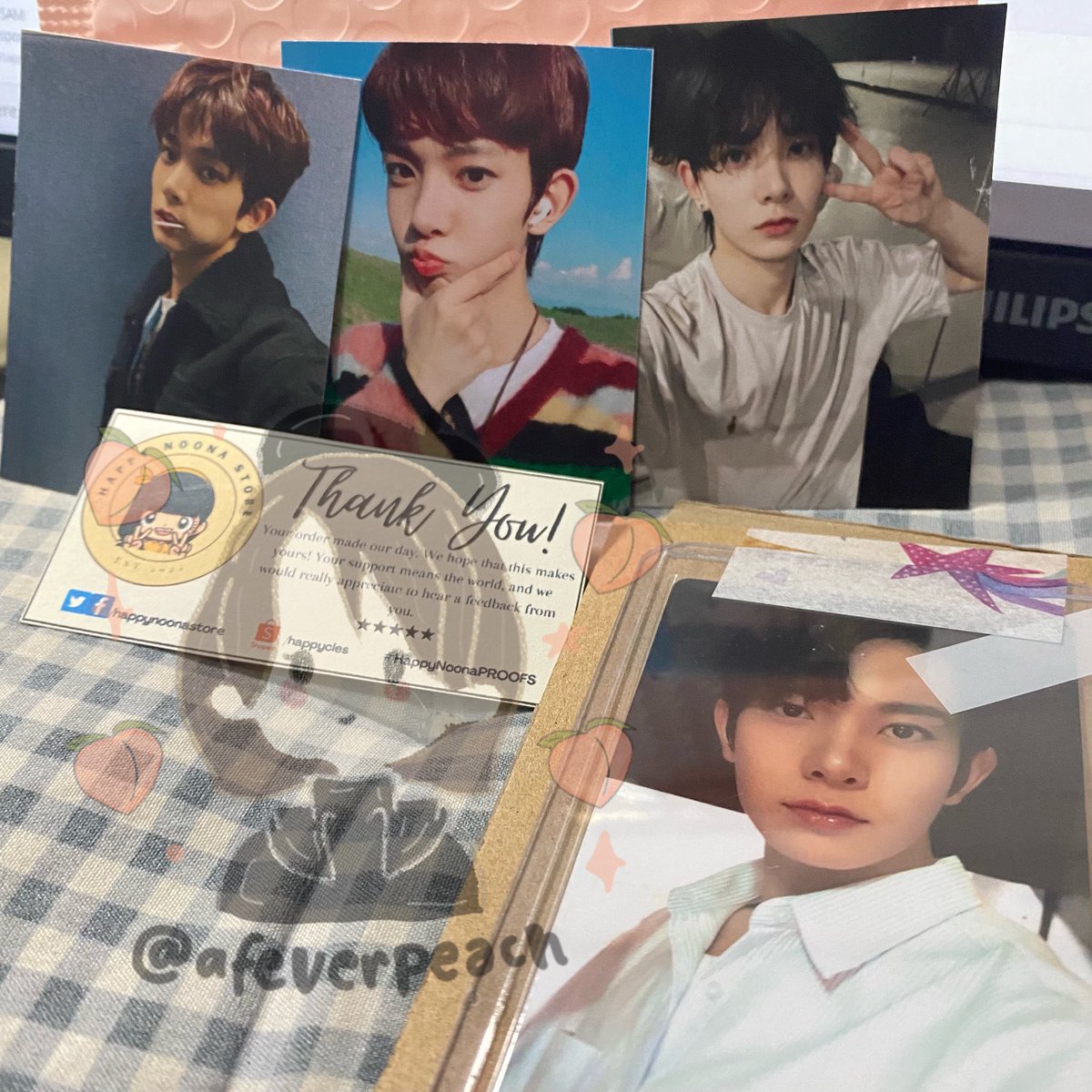 afeverpeach's tweet photo. 💌 #jimails
📬 @happynoonastore 

hee fleet pc haver! ang pogi so much huhu thank you very much for such an easy transaction and for the cute freebies! until next time! 🤍 https://t.co/v9yPlVUrSI