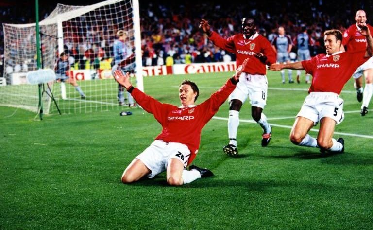 TheNotoriousMMA's tweet photo. This is what “Forever Legend” looks like! @ManUtd #RedArmyHero #Passion #Winner #TheOneTheOnly #OleGunnar https://t.co/yYJeXx5J0B