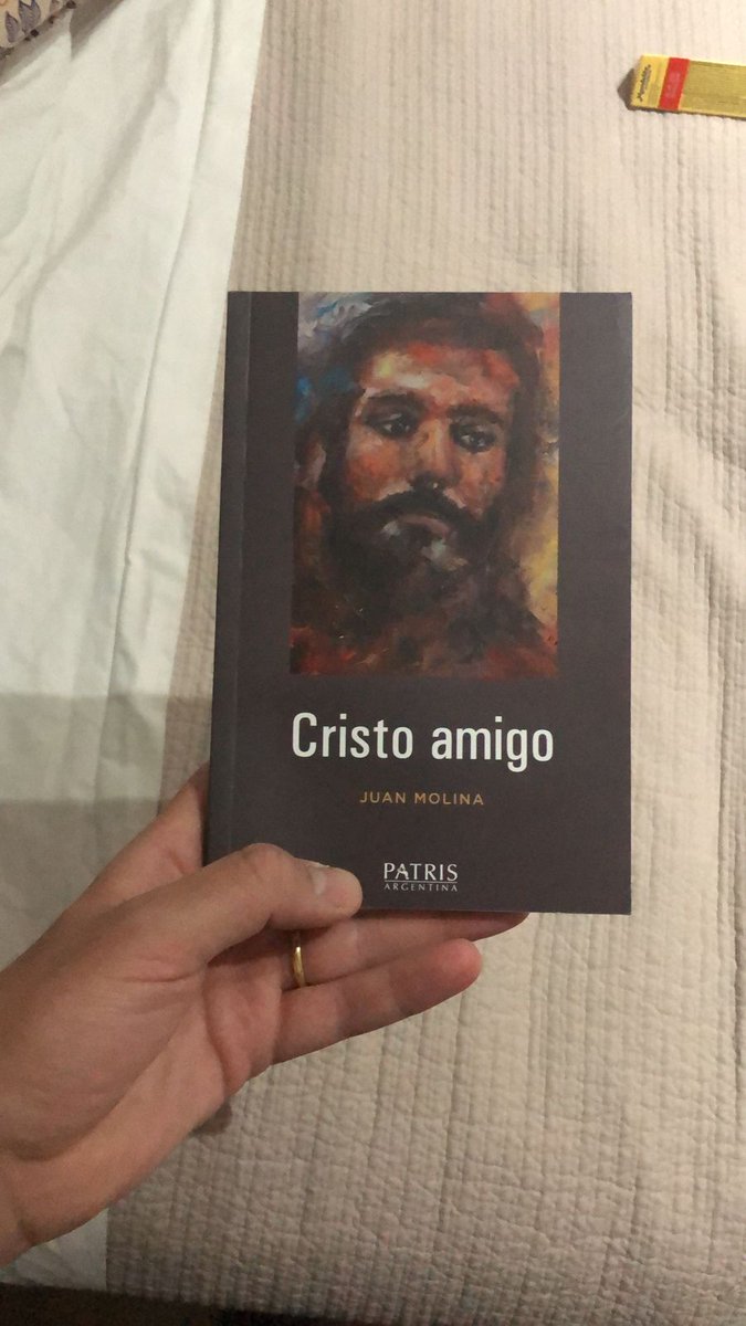 lagarto87's tweet photo. Me llegan fotos de mi libro #CristoAmigo desde #Chile, ahí donde tantos capítulos de escribieron ¡Muchas gracias!

(Y gracias @chiappelucas por tus gestiones) https://t.co/Akd9Bk0WYn