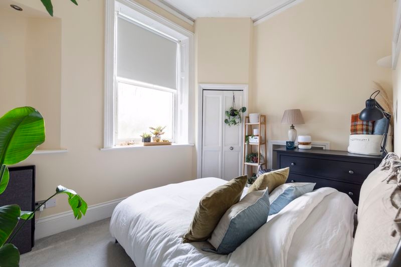 Alexander May tweet media