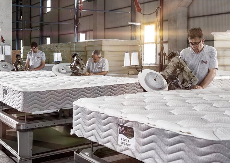 İDAŞ yatakları fonksiyonel ve doğal malzemelerden kullanılarak ilmek ilmek dokunmuştur...

Adres:Ihlamurkuyu, Cemil Meriç Mah. Alemdağ cad. No:299A
Tel: 0216 610 13 69
Cep: 0542 368 98 37