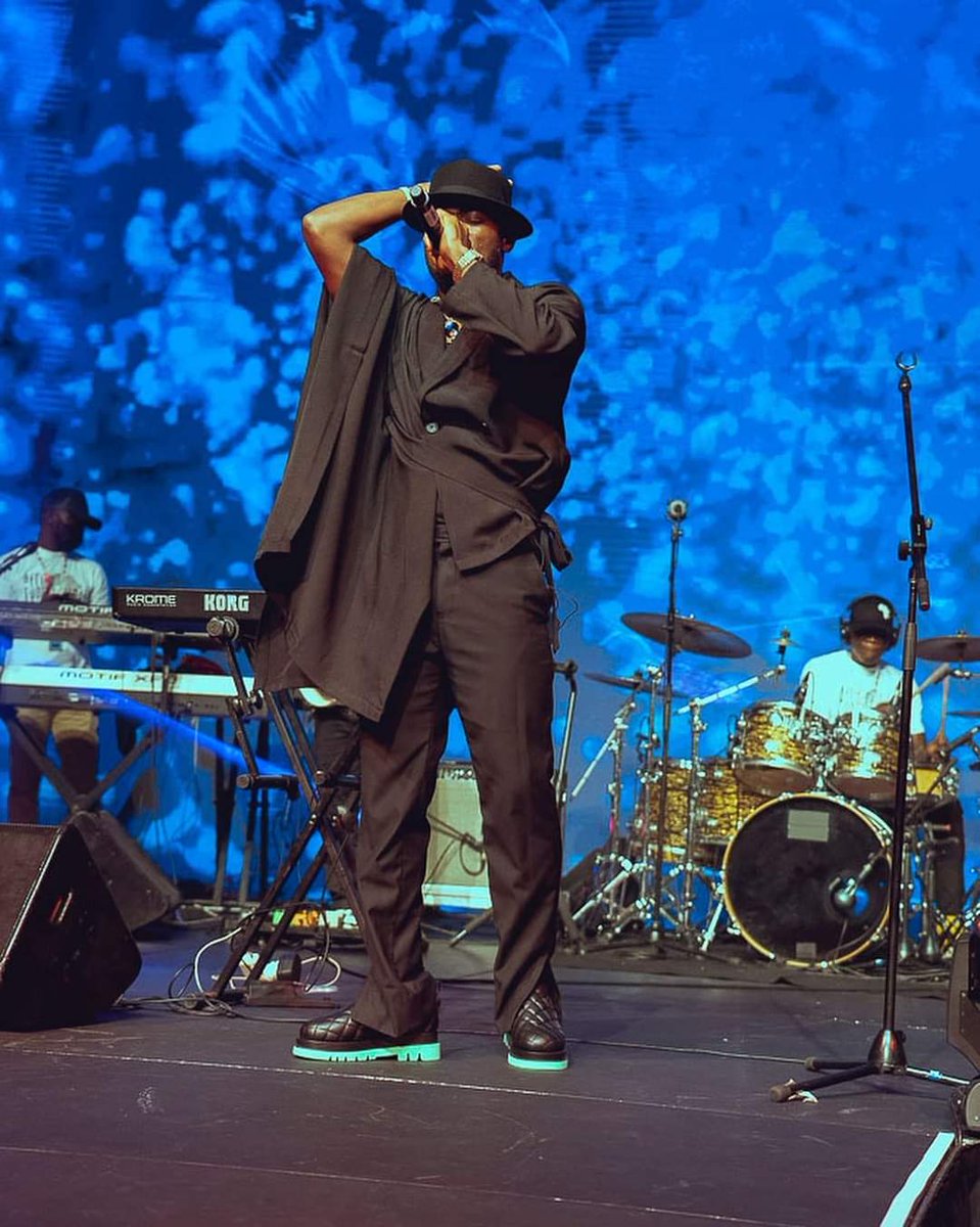 EnowDigital's tweet photo. There is ONLY one #HighManGeneral and he is @therealsalatiel from  🇨🇲🇨🇲

Happy Sunday Africa ✊🏾 #AfricaRepresented

📸 Fatpictures

➖➖➖➖➖➖

Visit: https://t.co/1R42rhU5JS

#eNowDigital #Buy #Sell #MusicEPs #MusicAlbums #EventTickets #eBooks #eMagazines #AudioBooks https://t.co/PcpMzkVyWN