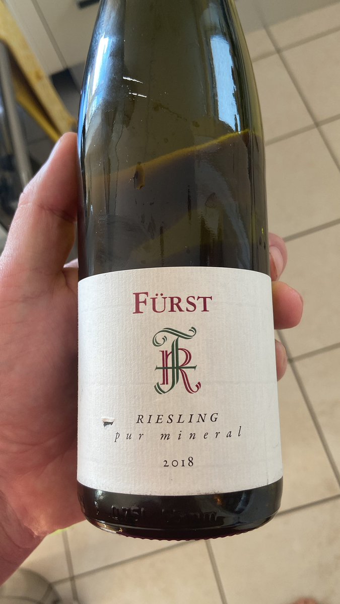 thebellinking's tweet image. Don’t know what @chefcalum would think of my feeble attempt of a #salmonwellington but at least the wine is spectacular, and yes the grumpy face on that fish is a reflection of my feeling towards the @Conservatives and the 🤡 that is @BorisJohnson #fishin #ToriesOut