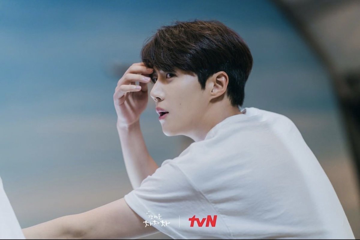 AmericanoAonz's tweet photo. อย่าให้เต้น บอกแล้วไงอย่าให้เต้น!!! หล่อไม่ไหว
#HomchaRewatchEp6
#HometownChaChaCha
#김선호 #KimSeonho #คิมซอนโฮ https://t.co/WEcEq3K7F9
