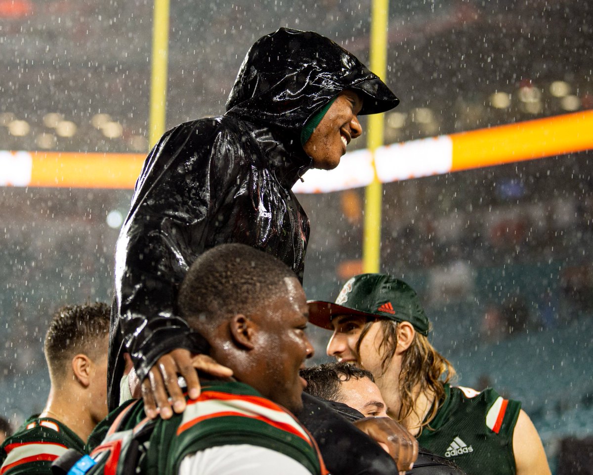 CanesFootball's tweet photo. What a group 🙌 https://t.co/PvdMdgghsh