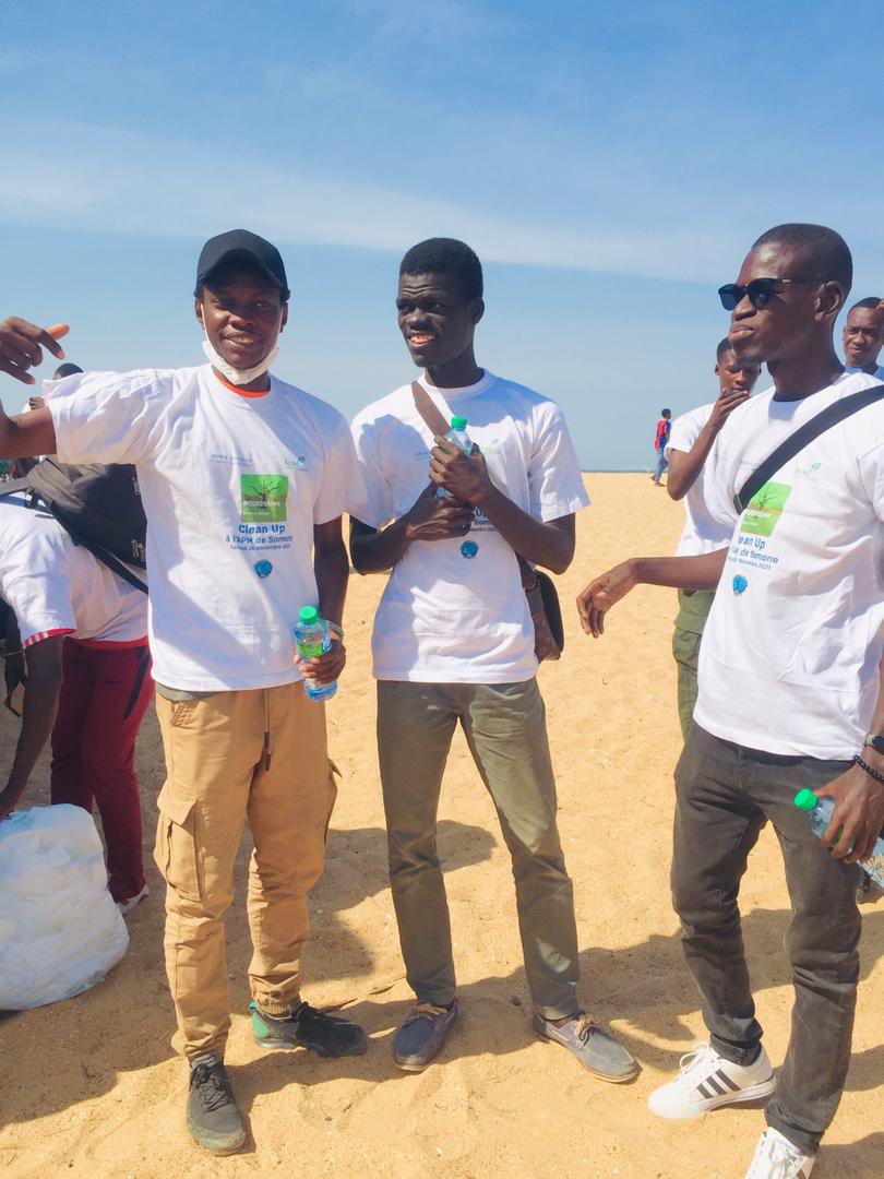 ABG_49's tweet photo. We did it 🙌🏾🙂🌱! #COP26Live
Bravo to all for the mobilization and the self-giving for nature🌿 #kebetu
An @endalead initiative & partners!
@OSIWA1 @BoellSenegal @endaenergylinks @Jve_Senegal @AscYakaar_TSM @Cassis_Ibra @moussamgueye1 @DiogalMbaye @medzaproduction
@SenOxy9 🌱 https://t.co/Zn07475xbi