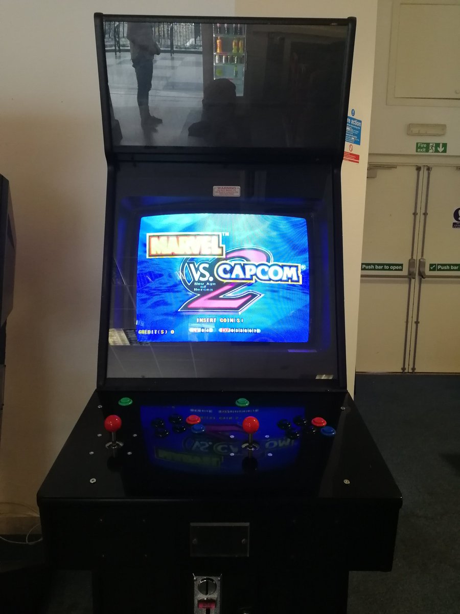 ✨NEW✨ Marvel Vs Capcom 2 on the Sega NAOMI! (This has replaced Robocop)
This will be one of many fighting cabs on free play tonight for our first CBC weekly casuals.

12 people have registered so far, we still have 4 tickets left 👇
checkout.square.site/buy/QA4QOU6NVC…
#arcade #southampton