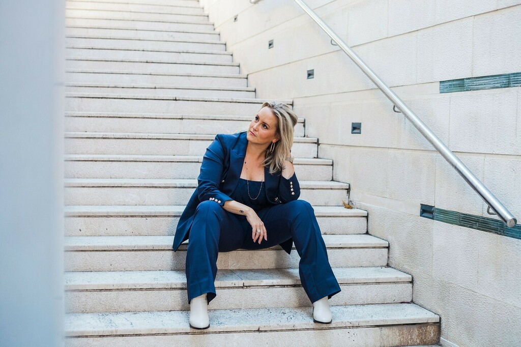 You'd be surprised how often I talk to a woman who seems so incredibly confident. And when we start talking, it turns out to be exactly the opposite. ⁠
⁠
We are all born with the conviction that we are beautiful, that we are wonderful, that we can be… instagr.am/p/CWiYGj0sHZM/