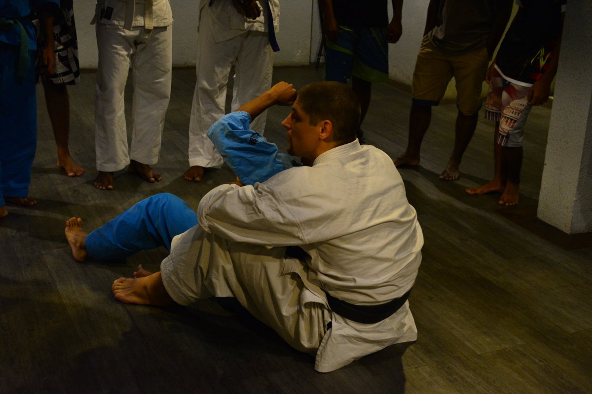 Shuheyl's tweet photo. I have been promoted by my professors last week for leading and grading Gi and No-gi Jiujitsu Under Dominant MMA. You can all claim but i am the first Maldivian to Lead and grade people in JIUJITSU in Maldives. @DominantMMAmv @Dominantmmaintl #Maldives https://t.co/Sv8wy96isy