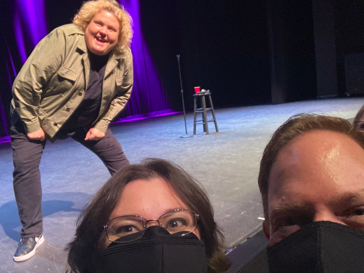 SMandMom's tweet photo. Saw @fortunefunny at the late show last night and it was AWESOME!! She’s so dang funny. But also the kind of person you wish you could just go have a drink with after the show. (Just not a Smirnoff Ice) https://t.co/MUs3XEoalB