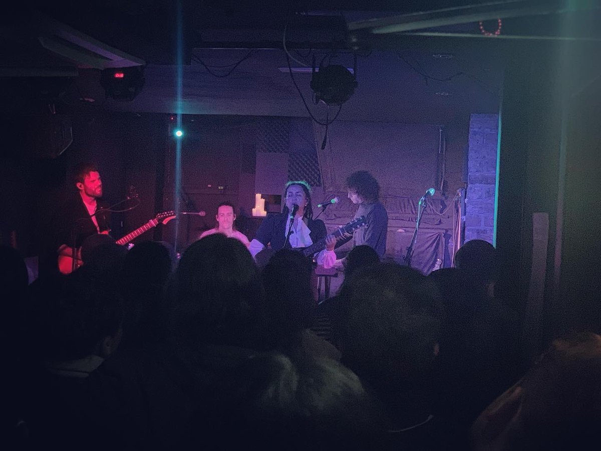 ElizaShaddad's tweet photo. OCHHHHHHH Glasgow. Always a pleasure but last night was my absolute favourite💫❤️🥰❤️💫
Thanks so much to everyone that came and sang,smiled,danced,bought merch and said hii, and to our exquisite supports #katekyle and @ZajacRosa
🥰💫XX
Thanks to @douglasfyffe for last pic:) https://t.co/v7nsFVXLUd