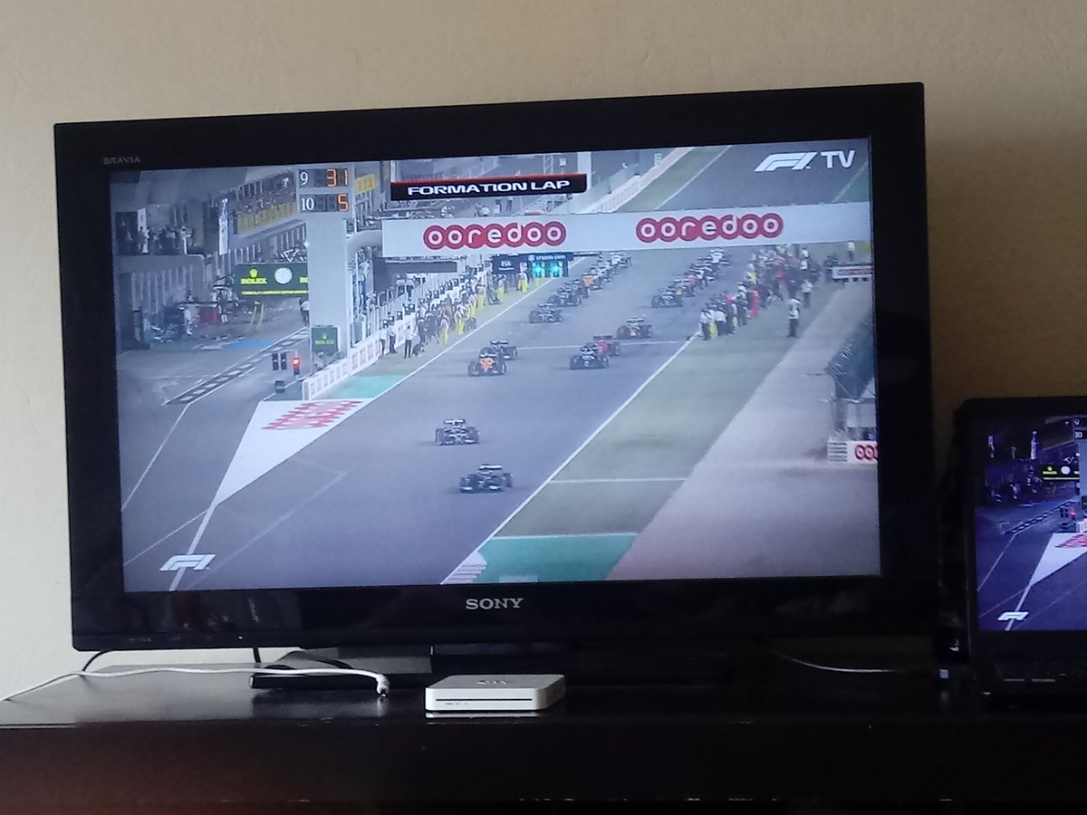 andremacleod's tweet photo. Go Hamilton! #f1 #catargp #Team44 #teamlh44 #teamlh #F1naBand #F1TVPro https://t.co/EhBgGXnkih