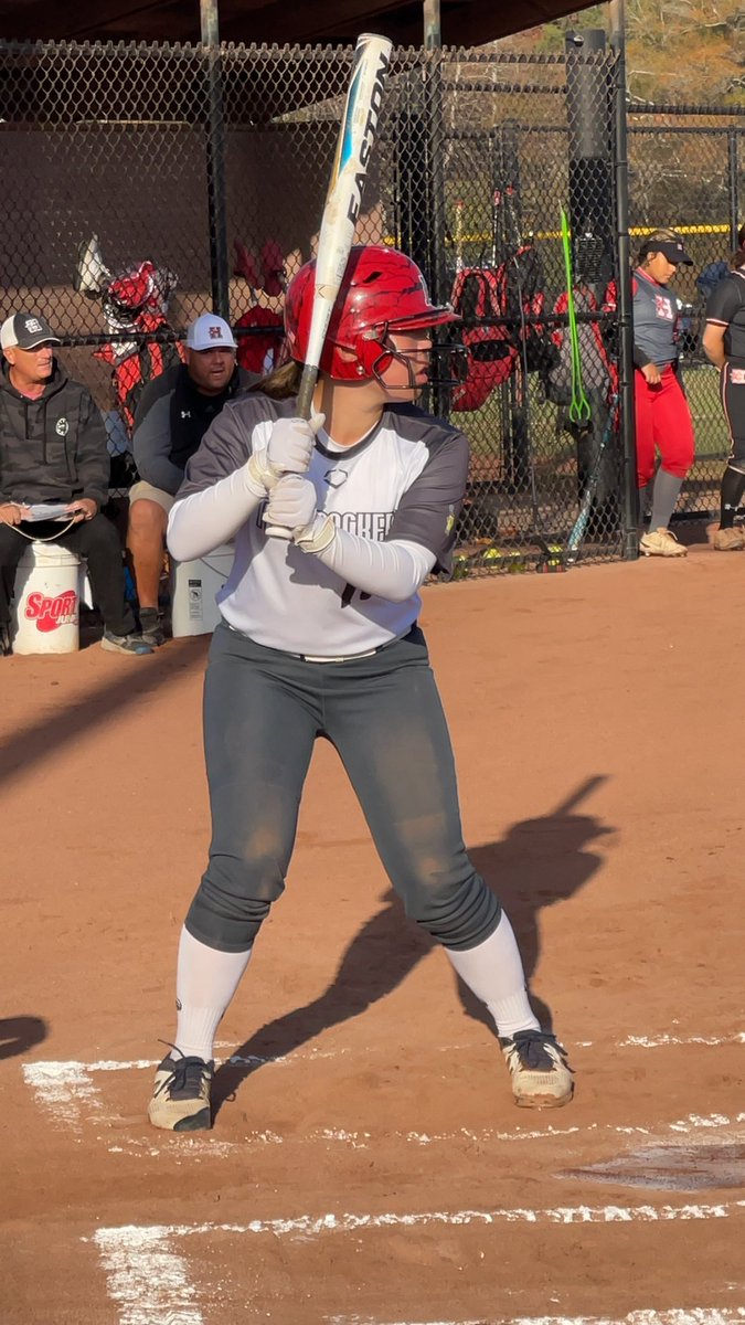 California Firecrackers Vines square up against Hotshots Esparza