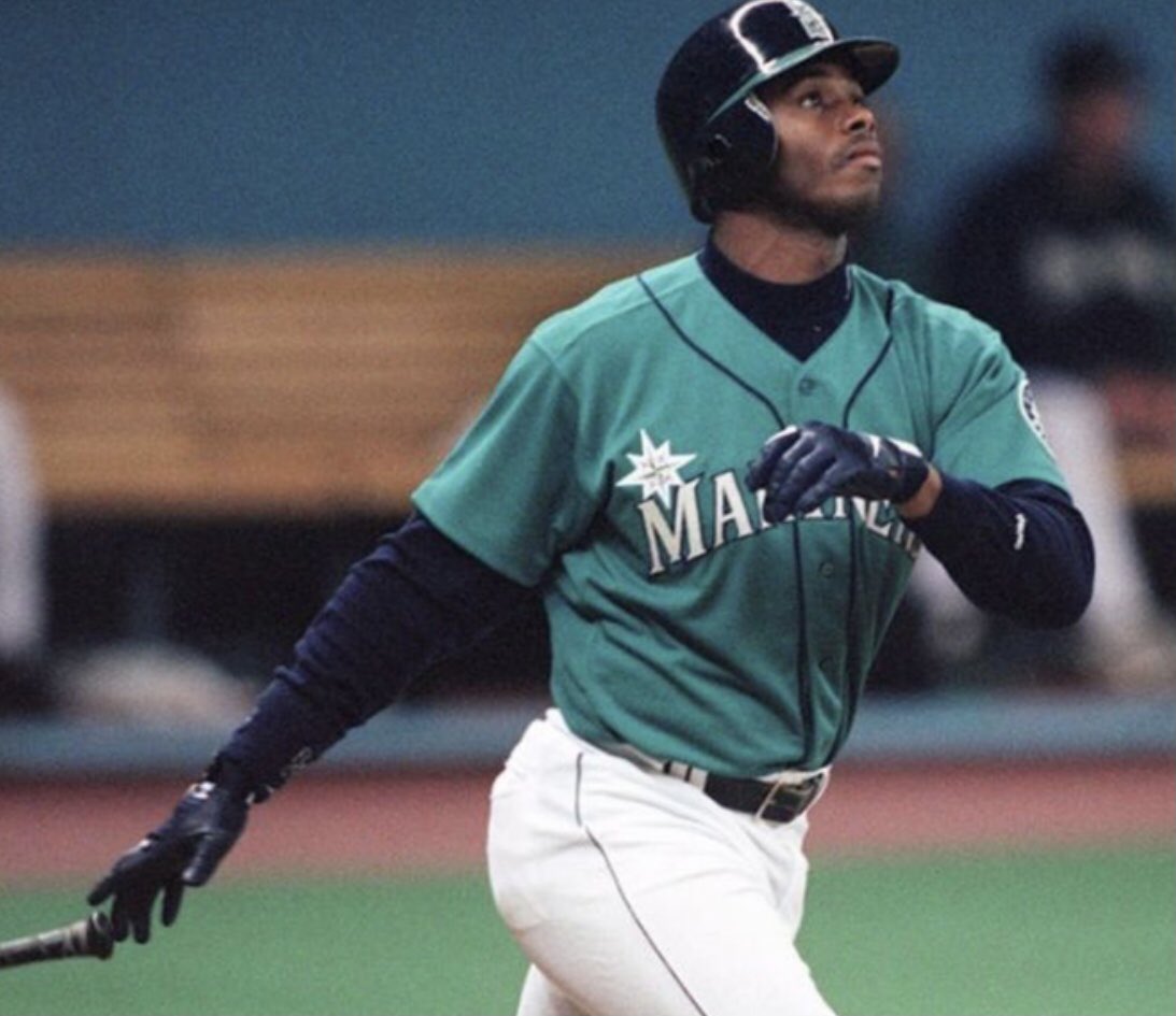 Happy birthday to Ken Griffey Jr, my favorite non Red Sox player of all time 