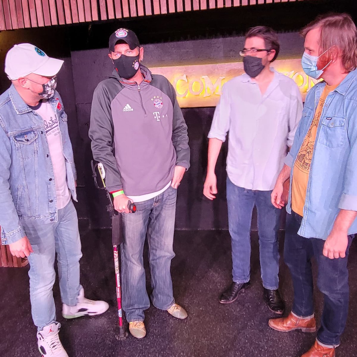 Bayern_Ryan's tweet photo. It was awesome to see @CoreyRForrester @drewmorgcomedy and @traecrowder last night at @ComedyZoneCLT

You can't have 4 southern gents shooting the shit. It was like the 3 Hilarious Horsemen and the one eyed, crippled guy of the Apocalypse. 🤣 #wellREDcomedy https://t.co/RxbP7XZykP