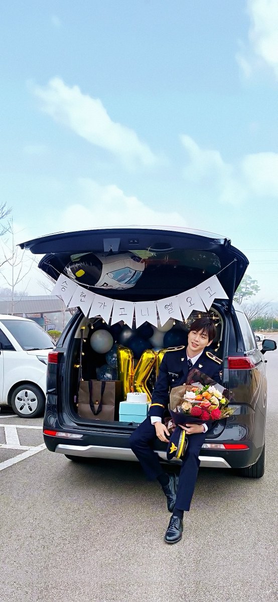 artismotiv's tweet image. 211121 📱