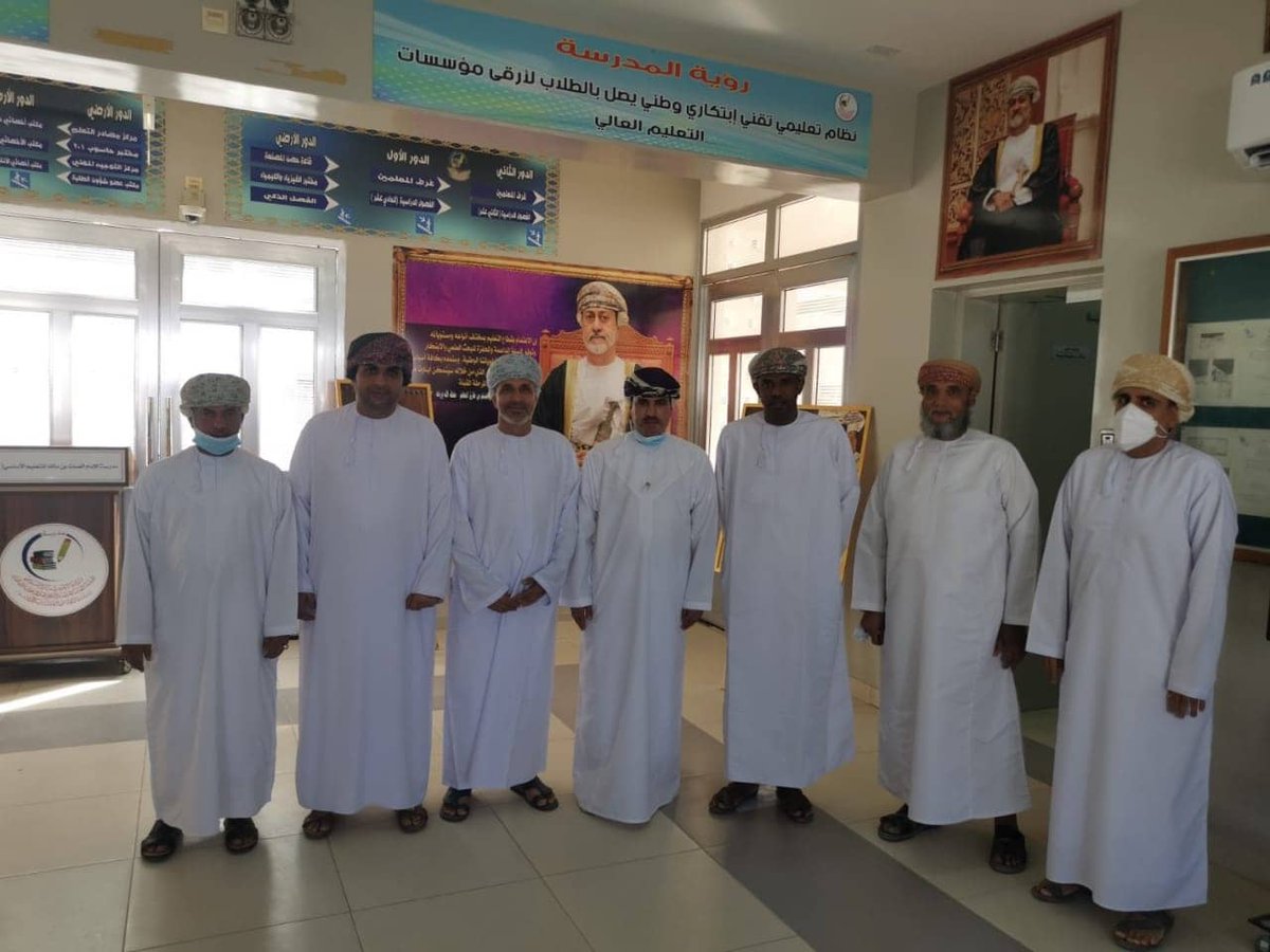 EduGovSbt3201's tweet image. نفذ قسم التوجيه المهني بمحافظة جنوب الباطنة  &quot; مختبر ريادة الاعمال&quot; المحطة الثانية بمدرسة الامام الصلت بن مالك للتعليم الاساسي (١٠-١٢)