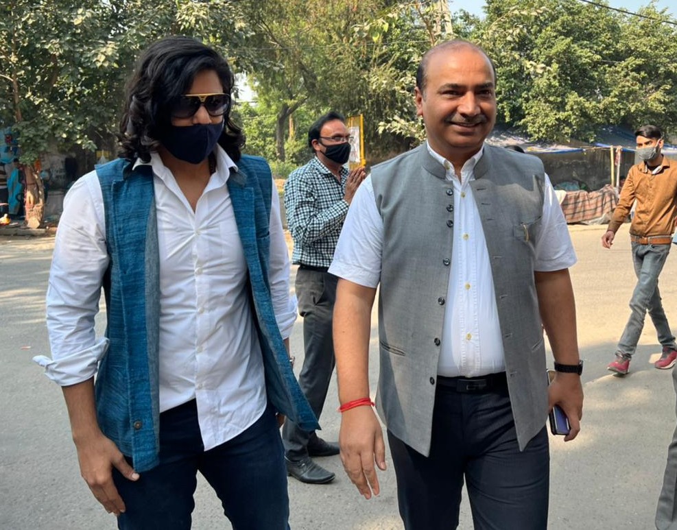 AshwiniUpadhyay's tweet photo. विश्व का सर्वोतम कानून मुफ्त में बन सकता है। आइये हम सब मिलकर विश्व के सर्वोत्तम कानूनों को भारत में लागू करवाएं🙏 

सर्वोत्तम पुलिस सिस्टम
सर्वोतम इलेक्शन सिस्टम
सर्वोत्तम एजुकेशन सिस्टम
सर्वोत्तम ज्यूडिशियल सिस्टम
सर्वोत्तम एडमिनिस्ट्रेटिव सिस्टम

@Ramlal @SunilAmbekarM https://t.co/yXEj3QPm5R