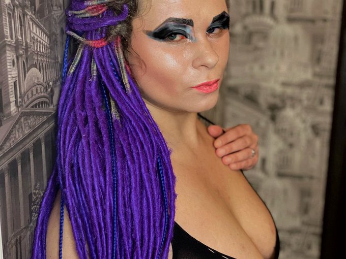 I'm online right now on SkyPrivate - pay-per-minute system for Skype live shows. Call me right now in<a href="/tag/stripchat"class="tags"><span>#stripchat</span></a><a href="/tag/stripchatlive"class="tags"><span>#stripchatlive</span></a>