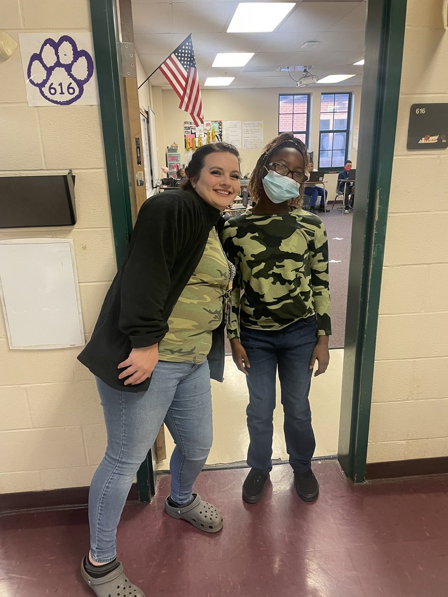 TigersNms's tweet photo. Friday was CAMO day at NMS! Our tigers were decked in this all CAMO themed day! #TigersRoar #ANewWay2Roar #PawsUp https://t.co/DQCyVYuZri