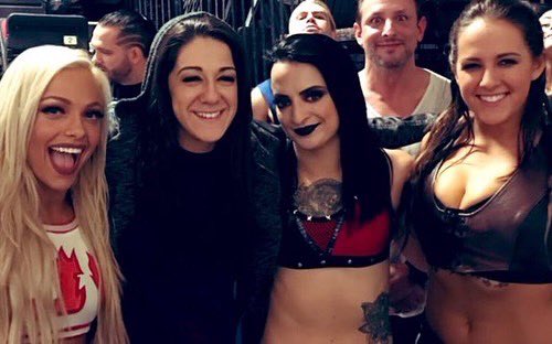 YaOnlyLivvOnce's tweet photo. 11.21.17… The absolute best day of my entire life. 

Happy Riott Squad day ❤️💙💚 https://t.co/fVFrgxmDoN