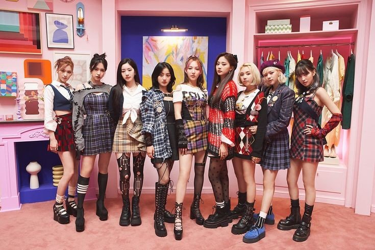 lGlRLS's tweet photo. ㅤ
ㅤ
[ PRESS RELEASE ]
[ 📸 ] 21.11.2021

Backstage: After Performance at Mr. Aldof and Mrs. Skyla's Wedding.

#AlSKYWedding #IGIRLS #ADOL #ALLEN #BILLEY #CILLA #DUMANG #LYZAN #SOU #TEFCY #YANCEW

ㅤ https://t.co/uzESNJE4ws
