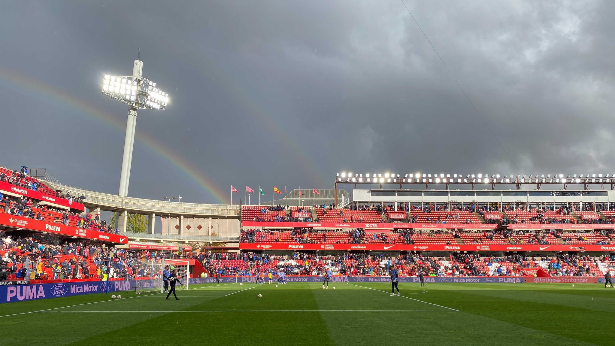 Real Madrid C.F. 🇬🇧🇺🇸 on X: 🌈 #GranadaRealMadrid 🌈   / X