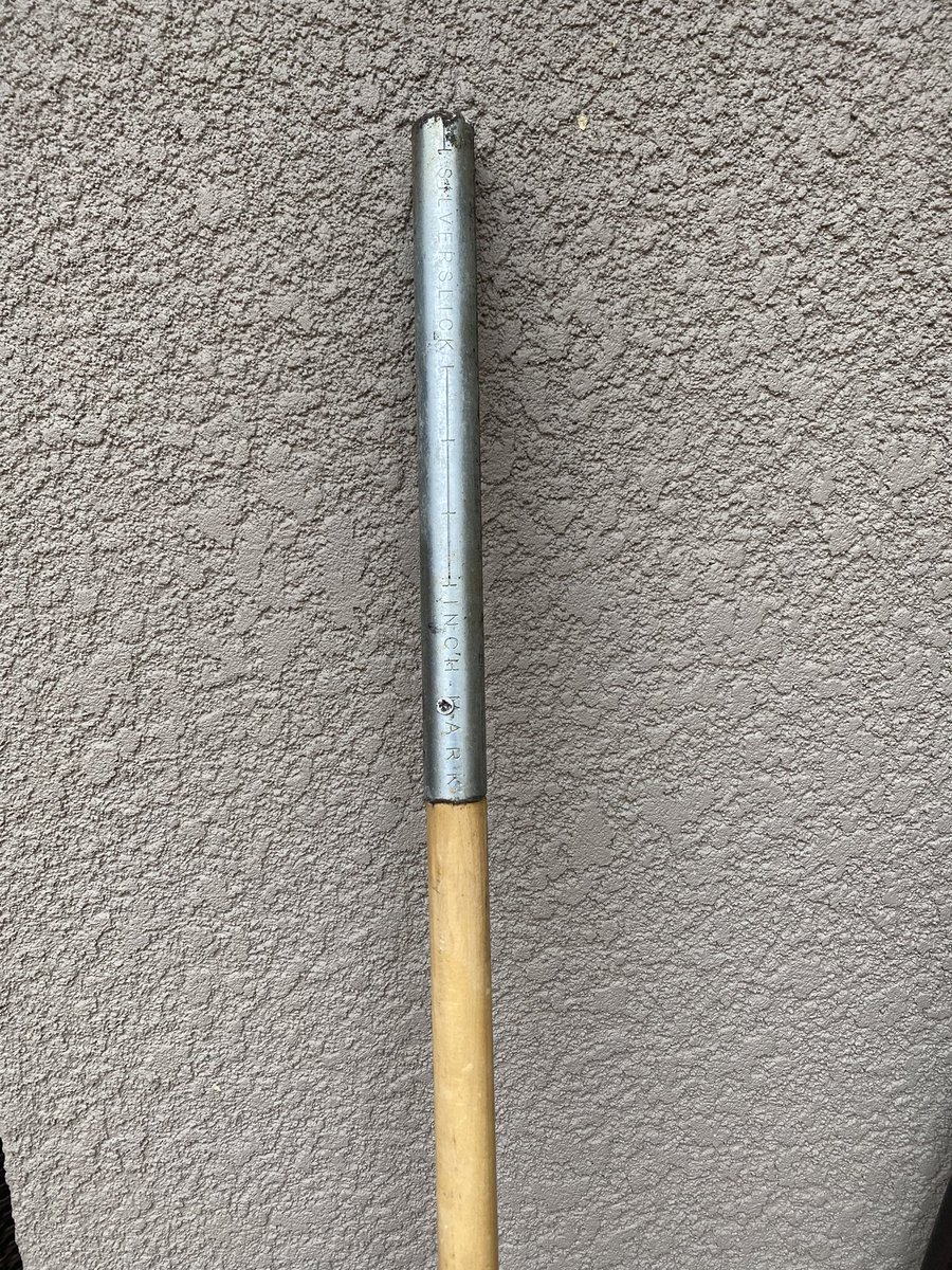 WysteriaLane_'s tweet photo. Biscuit sticks camping hack:
1: affix plumbers pipe to dowel rod
2: open biscuits or crescent rolls
3: wrap around pipe
4: #StayTed
5: Enjoy. https://t.co/nAx0Zy1STk