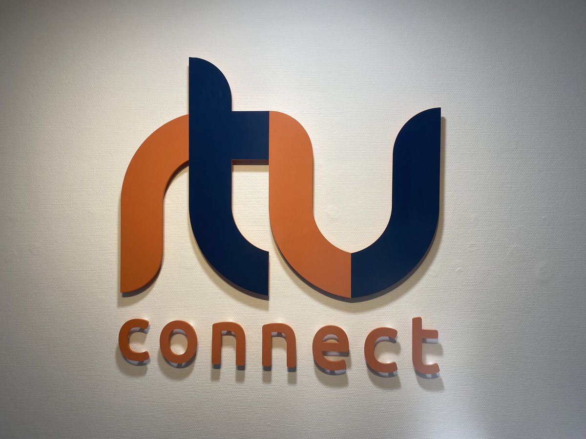 Alweer een stapje dichter bij de vorming van een Streekomroep: RTV Arnhem, Studio Rheden en Favoriet FM gaan verder onder één gemeenschappelijke naam: RTV Connect. <a href="/OmroepGLD/">Omroep Gelderland</a> directeur Guus van Kleef lanceert de nieuwe jingle