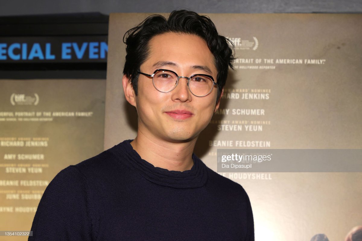 yeunfilms's tweet photo. steven showing up in a shirt to a movie premiere is the most steven thing ever https://t.co/ZCoqsN9Lid
