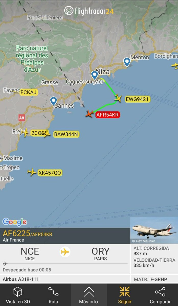 dlopez_1992's tweet photo. #Internacional | #Francia
Vuelo #AF6225 de #AirFrance (Niza -> París) declara emergencia y retorna a Niza https://t.co/I9wQqJiOvw