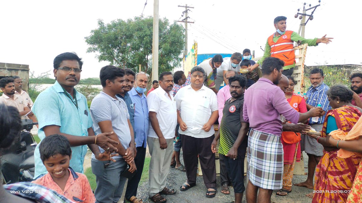 redramkumar's tweet photo. கடலூரில் அனைத்து வணிகர் சங்கத்தின் சார்பில்
#social worker Cuddalore
#CHIEFMINISTERYOUTHAWARD 2020
#RATHAURAVUGALCLUB NYK
#National #volunteer NYK
#lions #club joint #secretary
#preparator Red #mobile sales and pick up
#Indian Red cross society #volunteer
#Thala fanv @valimai https://t.co/BwFfRXbwIn