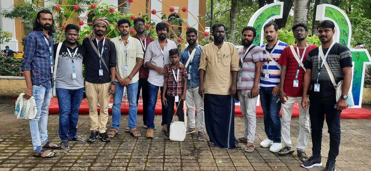 Bhupal06781659's tweet photo. #Pebbles #Koozhangal has been selected to premiere in the Indian Panorama 52nd International Film Festival of India, Goa. 👏👏😊👍👌

#LadySuperStar #Nayanthara @VigneshShivN @Rowdy_Pictures @PsVinothraj @AmudhavanKar @thisisysr @thecutsmaker @ParthiDOP @DoneChannel1 https://t.co/kAYQPYbAHN