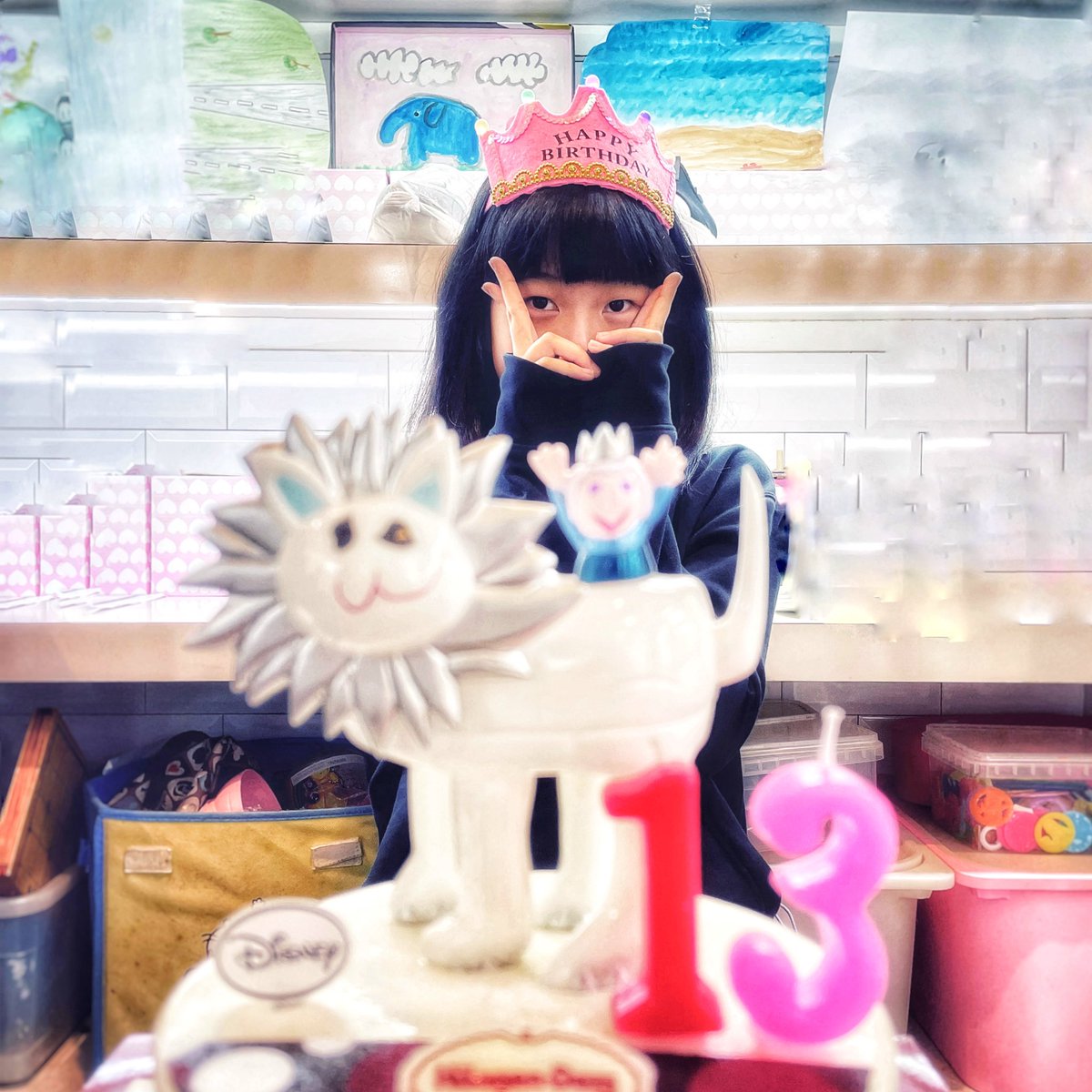 wilson1980's tweet photo. Happy 13th birthday daughter❤️
#birthday #13yearsold #sisimarumomo #ししまるもも #まじかるぽっと #magicalpot #魔法壺 #toy #sofubi #sofuvi #sofvi #ソフビ #softvinyltoy #arttoy #fancy #ファンシー #märchen #メルヘン #childmind #lion #ライオン #ホワイトライオン #whitelion https://t.co/cYfjWO8C8V