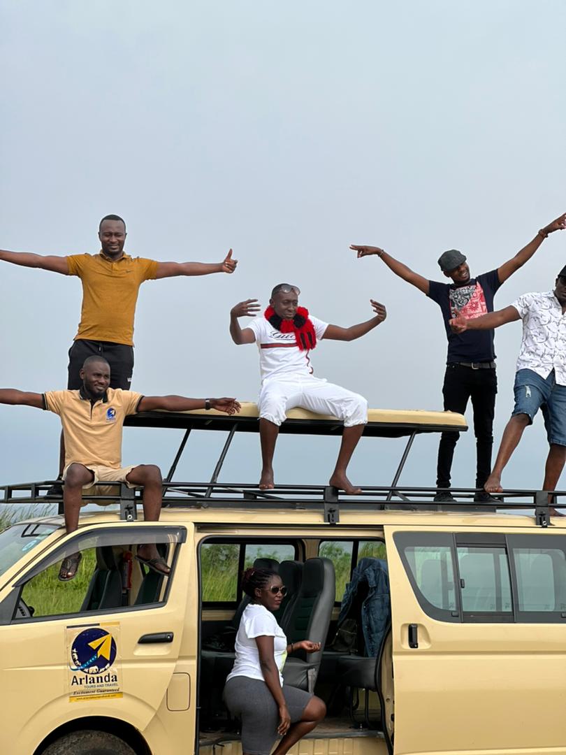 KatabaziN's tweet photo. Life was meant for good friends and great adventures.
#VisitUganda
@ArlandaTours
#ExceitementGuaranteed https://t.co/lyYLd8mqVC