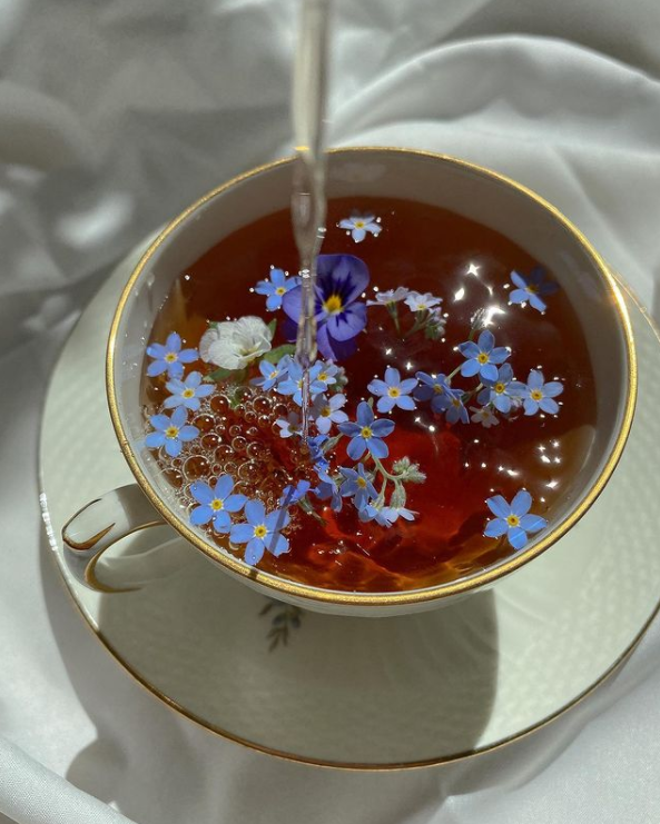 lavieestbelIe's tweet photo. Flower tea by domsli22 https://t.co/9zdbKUgOPC
