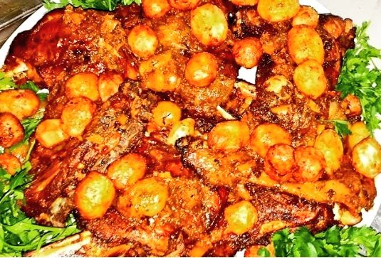 اللحم مشرمل بطاطس محمرة 🇲🇦🇲🇦🇲🇦🇲🇦🇲🇦مغربي بلادي أصيل مرحبا بكم 🙏😍